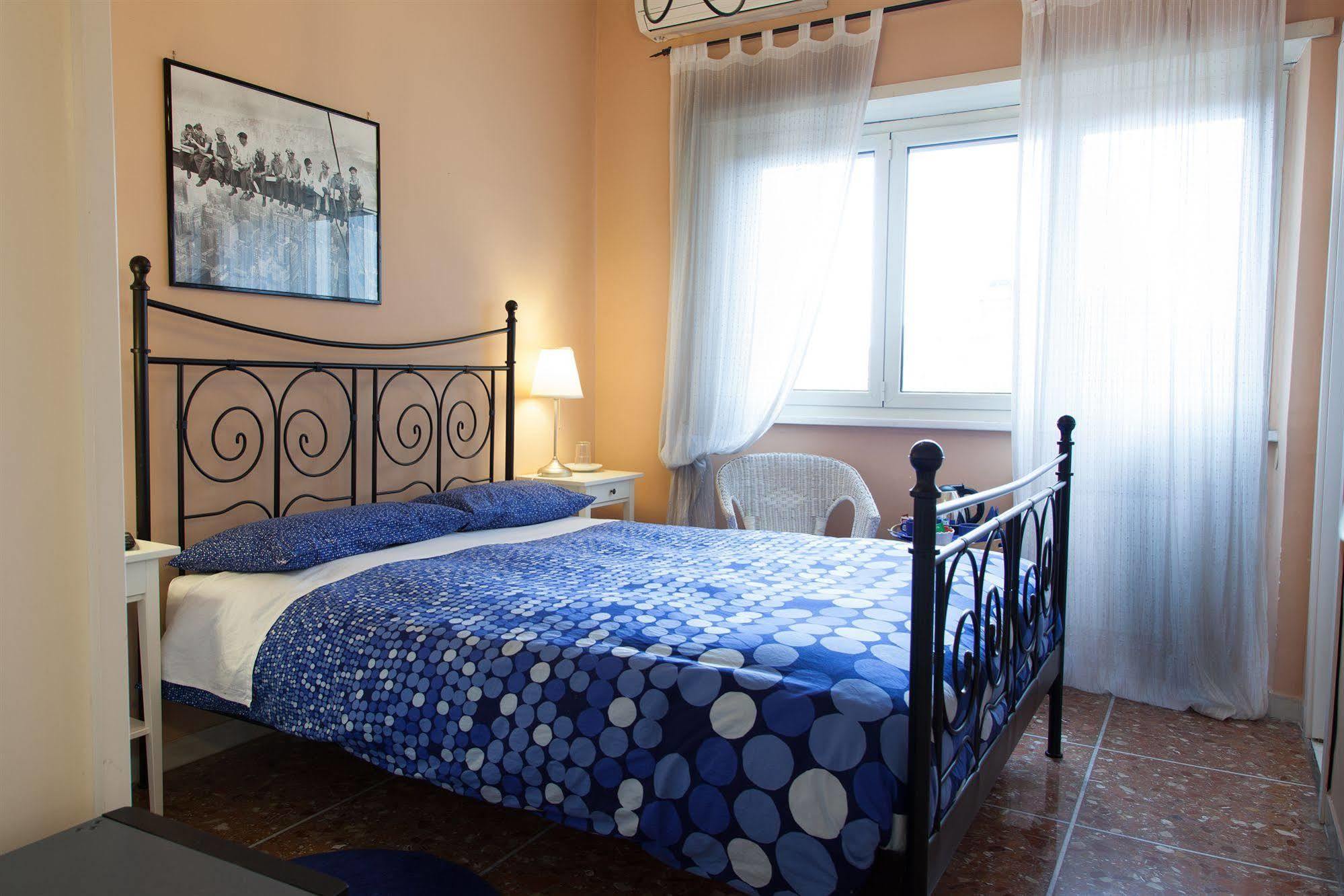 Santa Croce Bed & Breakfast โรม ภายนอก รูปภาพ