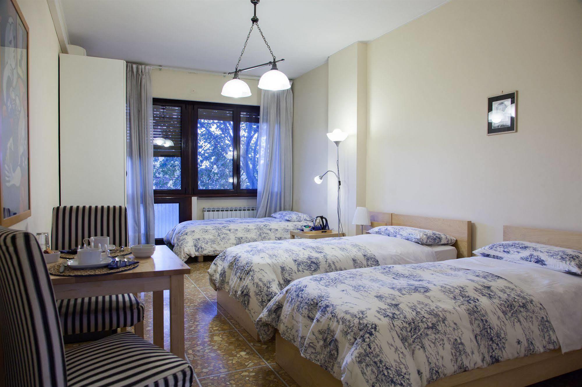 Santa Croce Bed & Breakfast โรม ภายนอก รูปภาพ