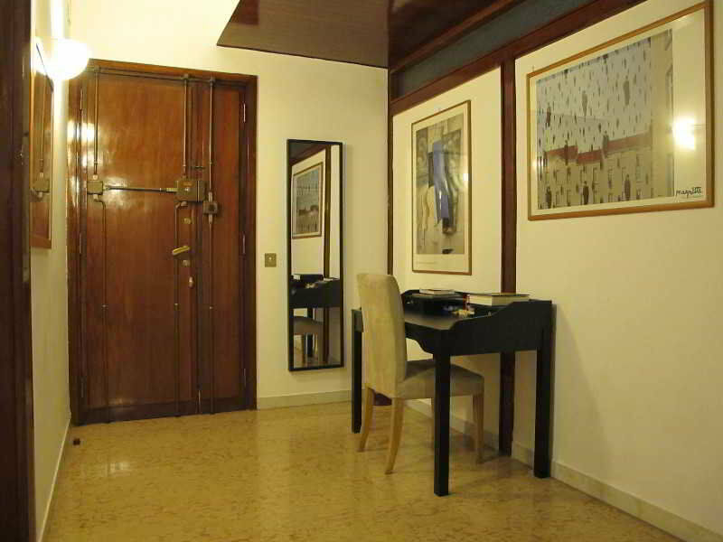 Santa Croce Bed & Breakfast โรม ภายนอก รูปภาพ